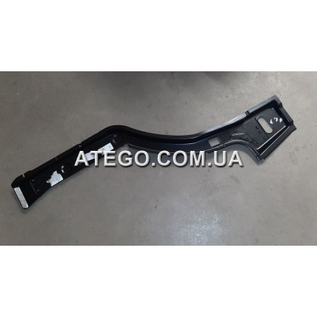 Накладка колесной арки кабины Mercedes Atego внутренняя 6626100125 правая. Оригинал