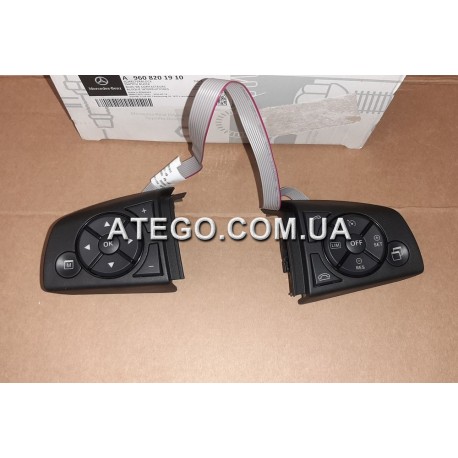 Блок кнопок руля Mercedes Atego 9608201910. Оригінал