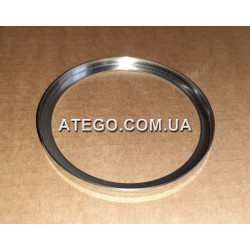 Защитная шайба-пыльник передней ступицы Mercedes Atego 9703340062 (на колеса 17,5). Оригинал