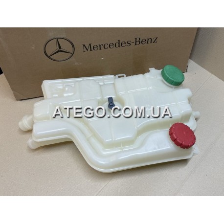 Розширювальний бачок радіатора Mercedes Atego Euro6 9675000249. Оригінал
