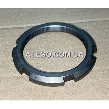 Гайка задньої ступиці Mercedes Atego 6753560026 M70*1,5, (на 10 серію, на колеса 17,5). Оригінал