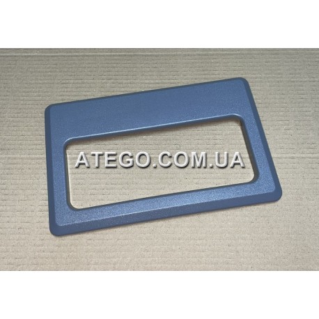 Накладка бардачка Mercedes Atego 9436950857. Оригінал