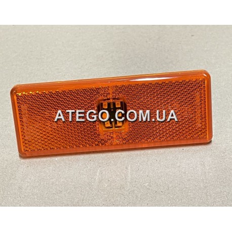 Габарит боковий Mercedes Atego жовтий з фішкою (120x45). MEGA