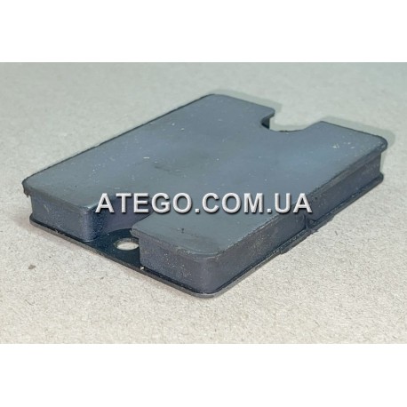 Прокладка рессоры Mercedes Atego междулистовая 6753250184.