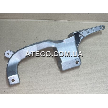 Кронштейн кріплення бампера Mercedes Axor 9408851531 правий (на високий бампер). Туреччина