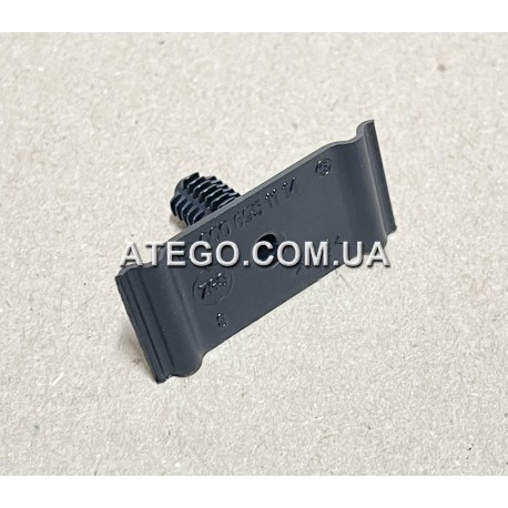 Дюбель кріплення карнизу шторки спальника Mercedes Atego 0006951114. Оригінал