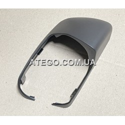 Кришка нижнього кріплення лівого дзеркала Mercedes Atego (до 2005 року).
