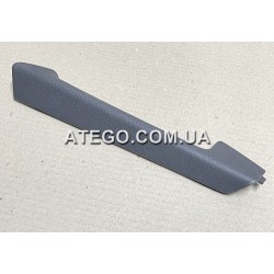 Накладка дверної карти Mercedes Atego 9407220208 права (після 2006 року року). Оригінал