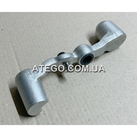 Кронштейн системы переключения передач Mercedes Atego Euro 6 на КПП 9672600030. Оригинал