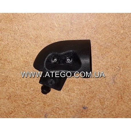 Форсунка омывателя лобового стекла Mercedes Atego правая 0008603347. SWF