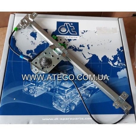 Стеклоподъемник правый механический Mercedes Atego 9737200246. DT