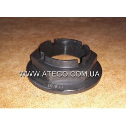 Гайка передней ступицы Mercedes Atego 9723320072 (M45). PETERS