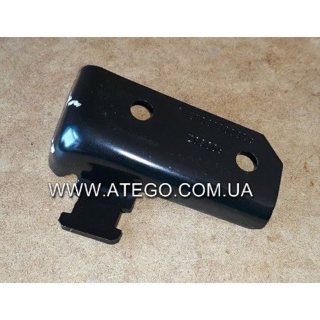 Опора передней рессоры Mercedes Atego левая 9703230032. MB OE