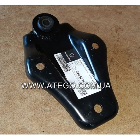 Верхний кроштейн переднего стабилизатора Mercedes Atego 9703200078. MB OE