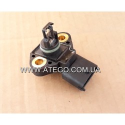 Датчик давления наддува Mercedes Atego 0041531828. BOSCH