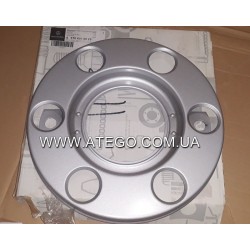 Защитный колпак колесного диска Mercedes Atego (на колеса 17,5). Оригинал