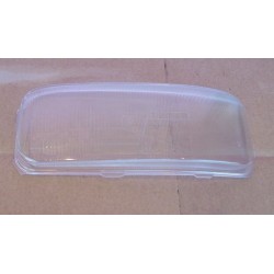 Стекло левой фары Mercedes Atego рифленое (до 2004 года) 0048261390. MEGA