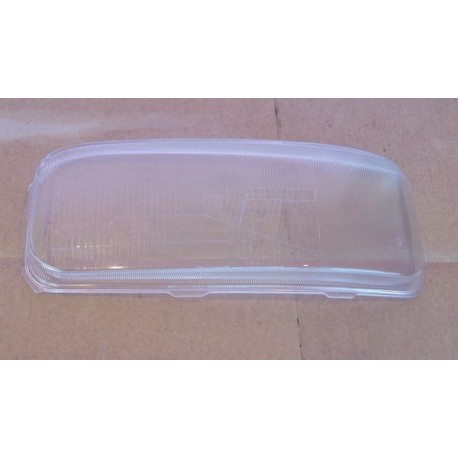 Скло лівої фари Mercedes Atego рифлене (до 2004 року) 0048261390. MEGA