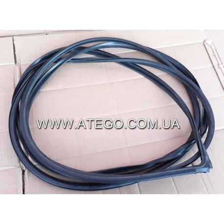 Ущільнювач лобового скла Mercedes Atego 9736710120. Оригінал
