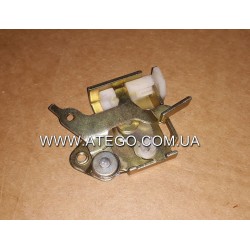 Нижня частина замка правих дверей Mercedes Atego. MEGA