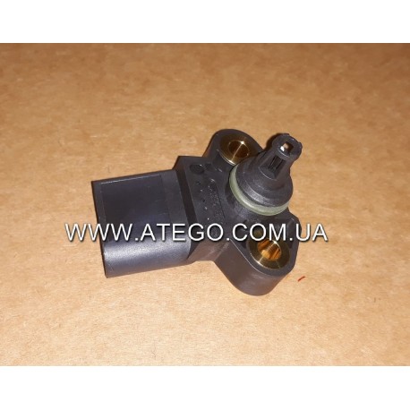 Датчик давления наддува Mercedes Atego 0101535328. BOSCH