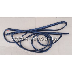 Ущільнювач лобового скла Mercedes Atego 9736700039. Оригінал