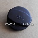 Пробка маслозаливной горловины Mercedes Atego. DT
