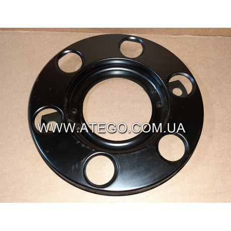 Захисний ковпак колісного диска Mercedes Atego (на колеса 17,5, чорний). PETERS