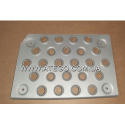 Нижняя ступенька кабины Mercedes Atego 9736661628 (правая, на колеса 19,5). Турция