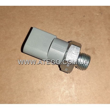 Датчик давления масла Mercedes Atego 0001539932. MB OE