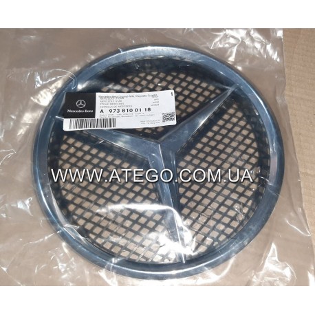 Эмблема на решетку радиатора Mercedes Atego 9738100118. Оригинал