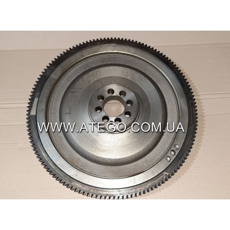 Маховик двигуна Mercedes Atego 9060302005. OE Germany