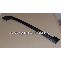 Накладка стойки кабины Mercedes Atego 9406980662 правая. Оригинал