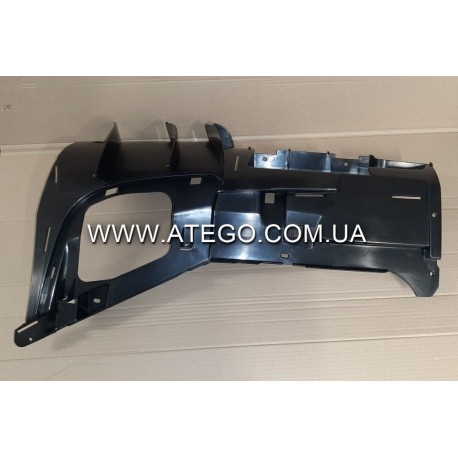 Накладка кабіни Mercedes AXOR пластикова 9448840122 права. Туреччина