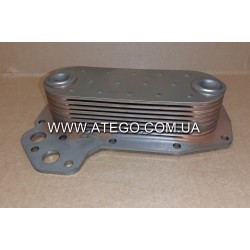 Масляний радіатор Mercedes Atego (на 6-циліндровий двигун). OE Germany