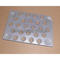 Нижня сходинка кабіни Mercedes Atego 9736661528 (ліва, на колеса 19,5). Туреччина