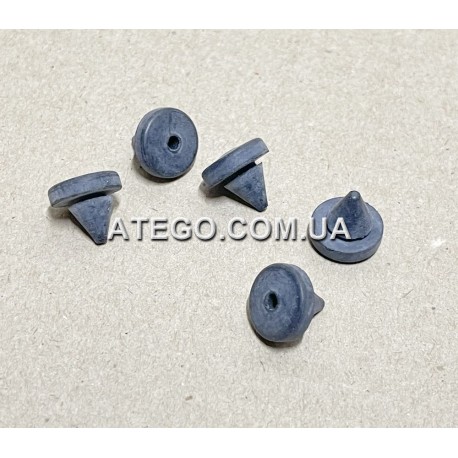 Резинова заглушка кабіни Mercedes Atego 0009871840 (6 мм). Оригінал