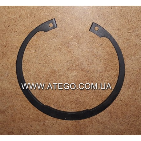 Штопорне кольцо підшипника передньої ступиці Mercedes Atego (на колеса 17,5). Оригінал