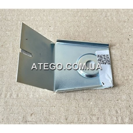 Накладка водостоку капота Mercedes Atego 9737510045. Оригінал